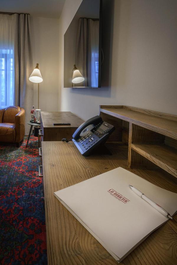 La Boheme Boutique Casa Soare Hotel Bukares Bagian luar foto