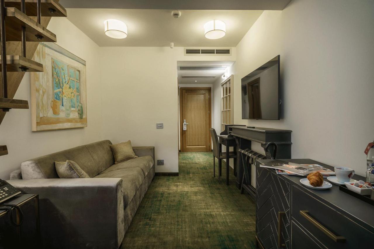La Boheme Boutique Casa Soare Hotel Bukares Bagian luar foto