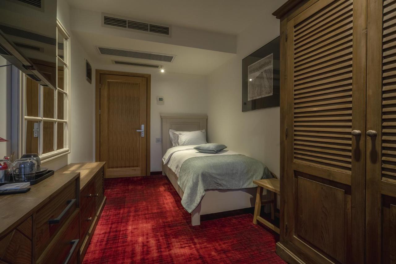 La Boheme Boutique Casa Soare Hotel Bukares Bagian luar foto